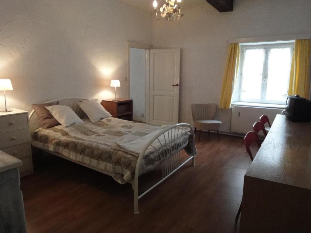 Le Studio de Christine Apartamento Durbuy Habitación foto